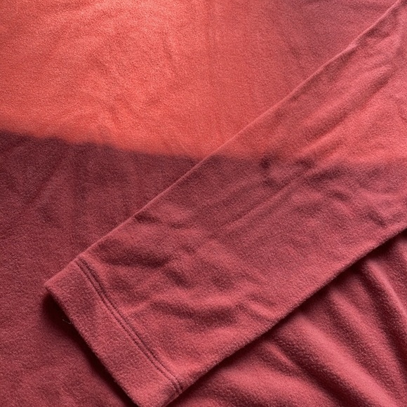 Great condition, high neck top - Picture 3 of 3